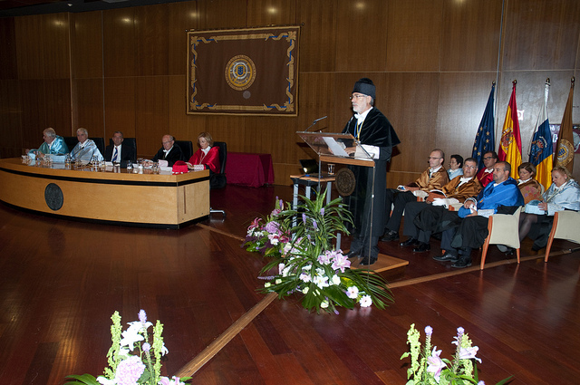 rector_apertura_curso.jpg