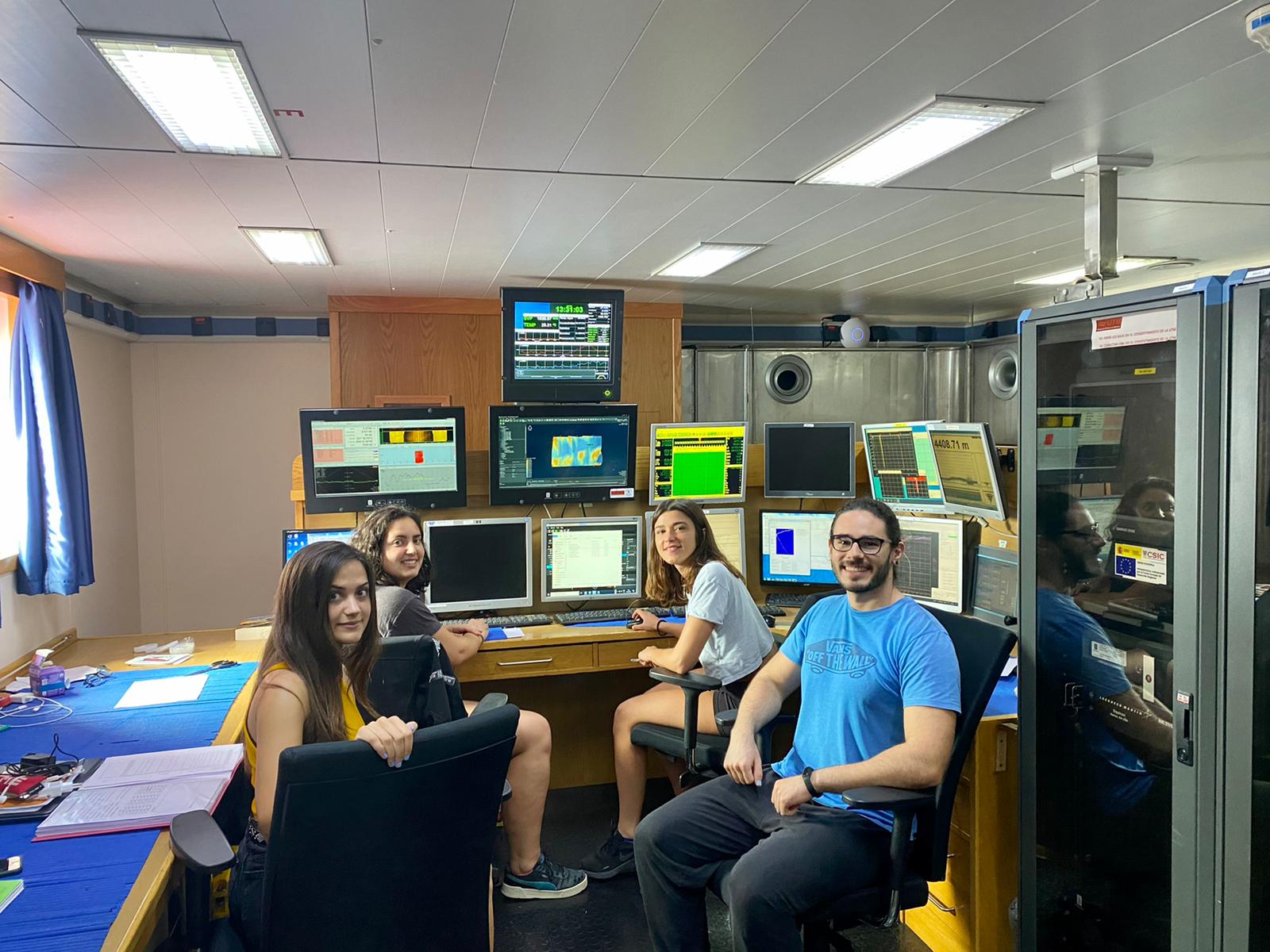 doctorando en barco