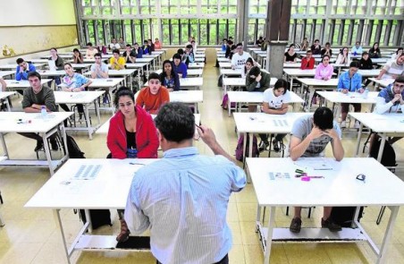 docentes en aula